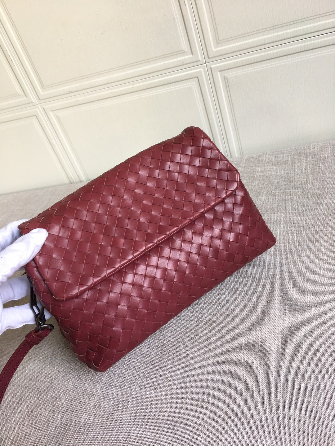 Bottega Veneta Classic Intrecciato Red, For Women, Women’s Bags 8.9in/22.5cm