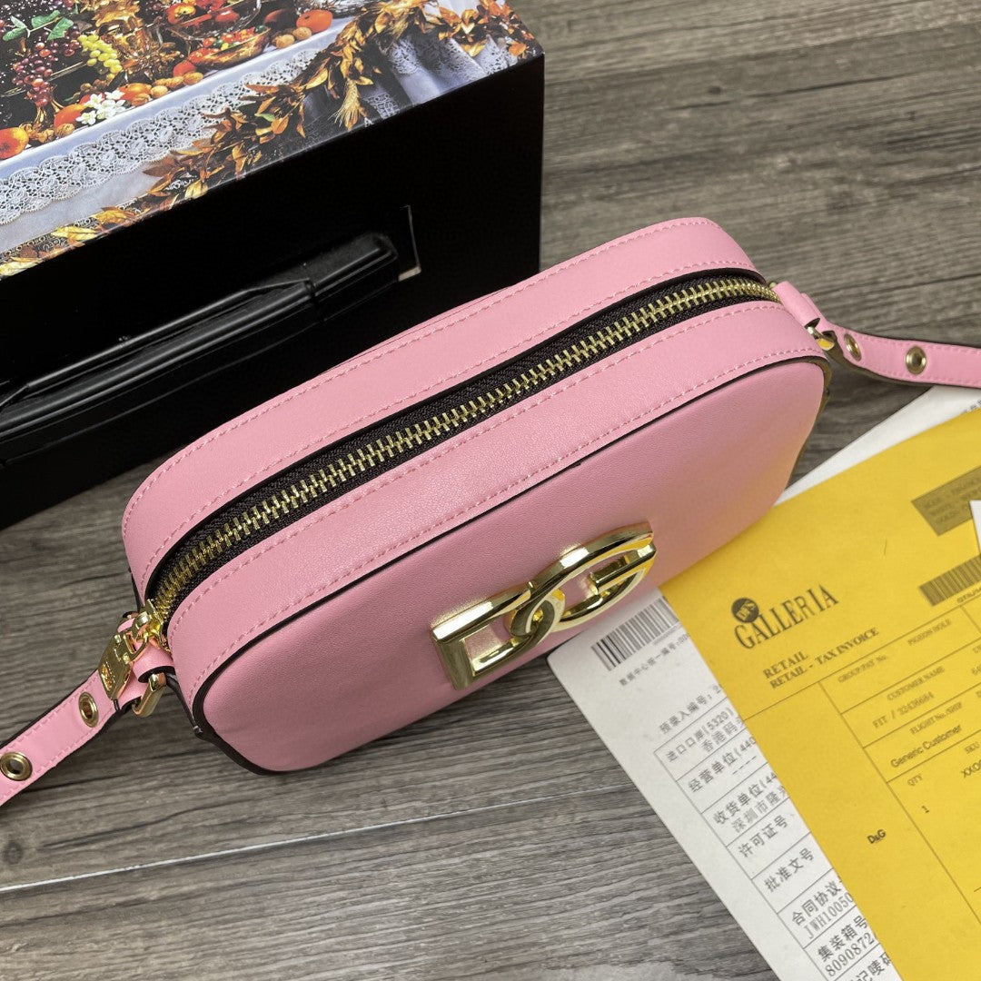 DG Crossbody 3.5 Bag Pink For Women 7.5in/19cm DG Burberry7095AW57680469