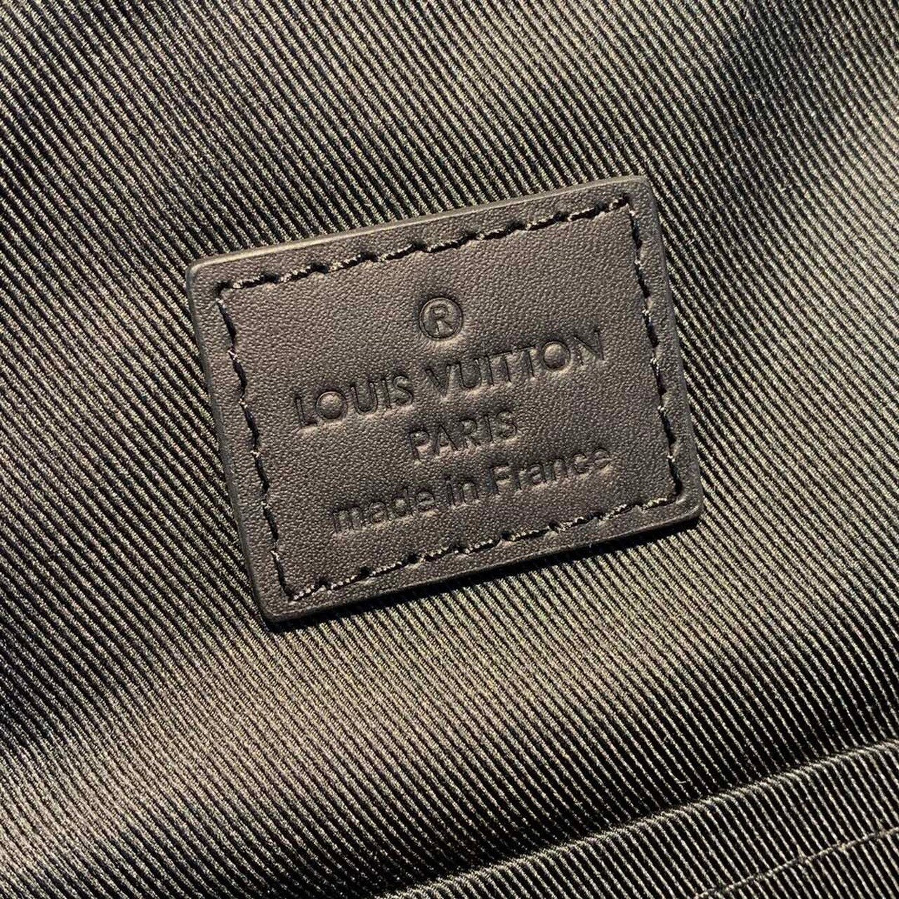 Louis Vuitton Avenue Sling Bag Damier Inni Black For Men, Bags, Crossbody Bags 12in/31cm N41720