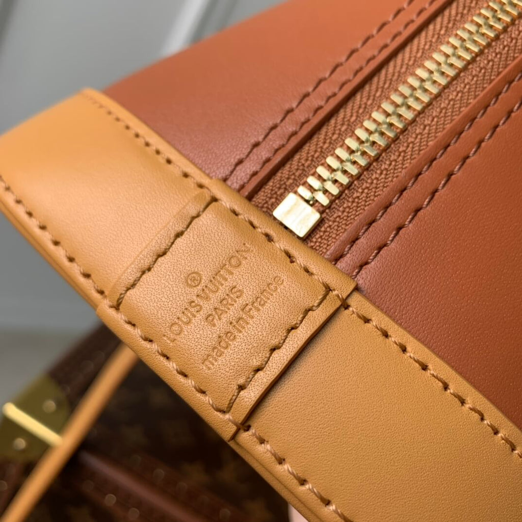 M91611 ALMA PM Full Leather brown handbag