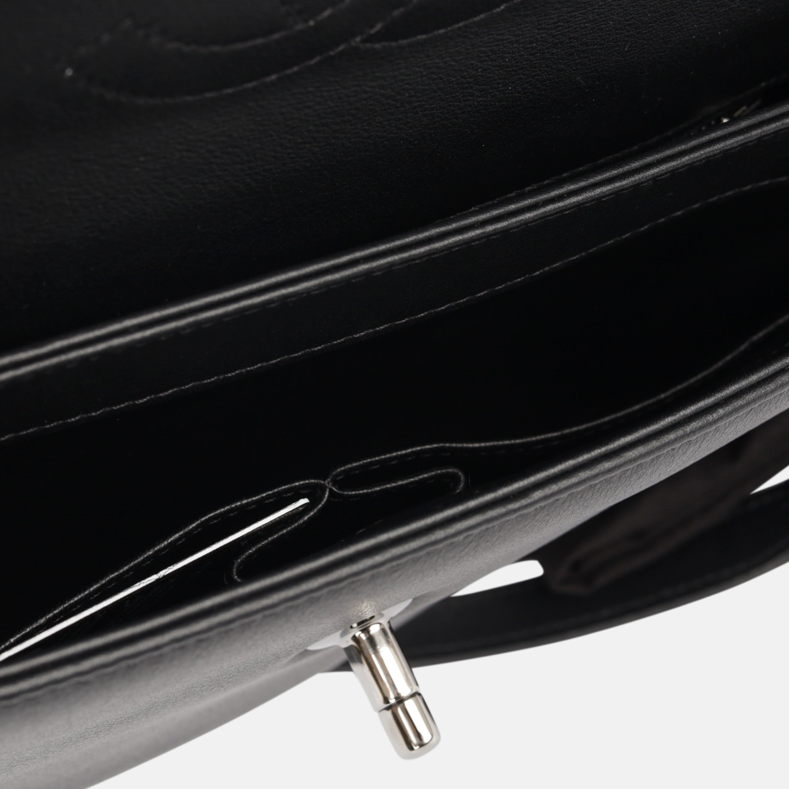 Trendy CC Clutch
