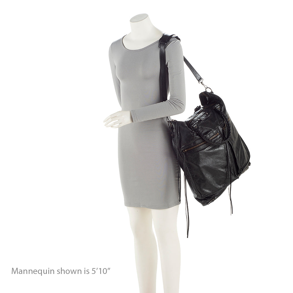Balenciaga Agneau Oversized Square Tote (SHF-21604)