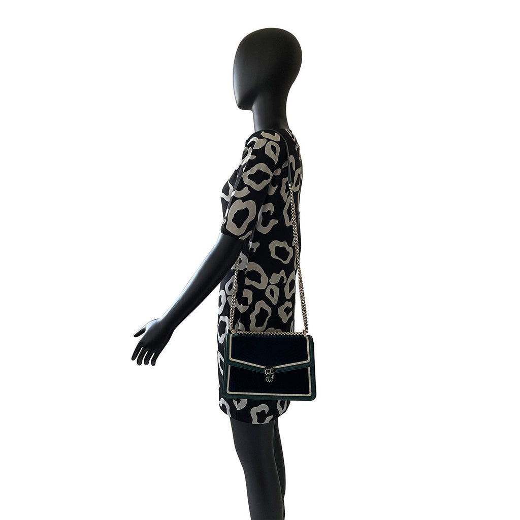 Bottega Venetalgari VeLouis Vuittonet Serpenti Diamond Blast Shoulder Bag