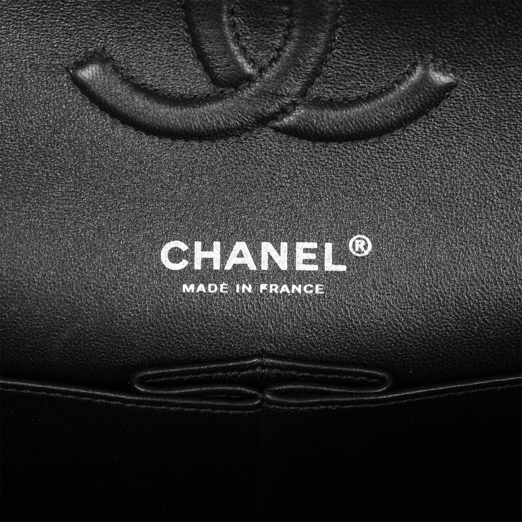 Pre-owned Chanel Medium Classic Double Flap Bag Black VeLouis Vuittonet Ruthenium Hardware