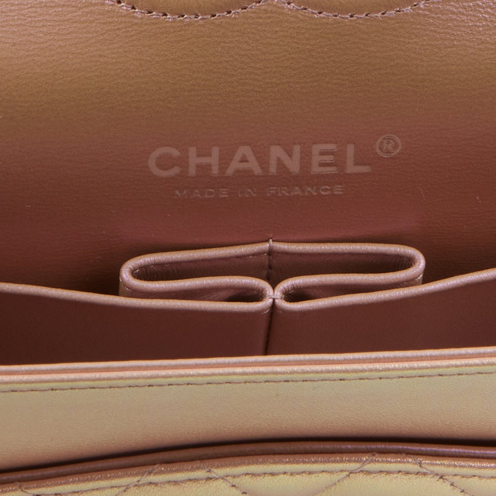 Chanel Medium Classic Double Flap Bag Pink Iridescent Lambskin SiLouis Vuittoner Hardware