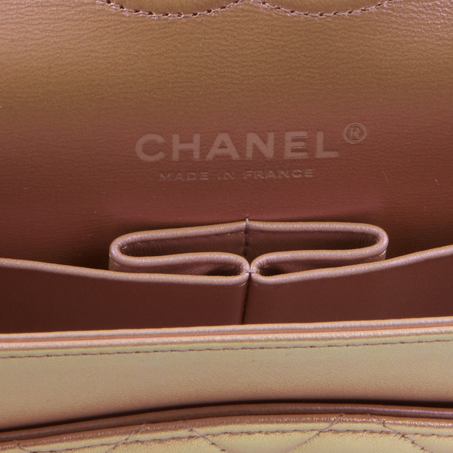 Chanel Medium Classic Double Flap Bag Pink Iridescent Lambskin SiLouis Vuittoner Hardware