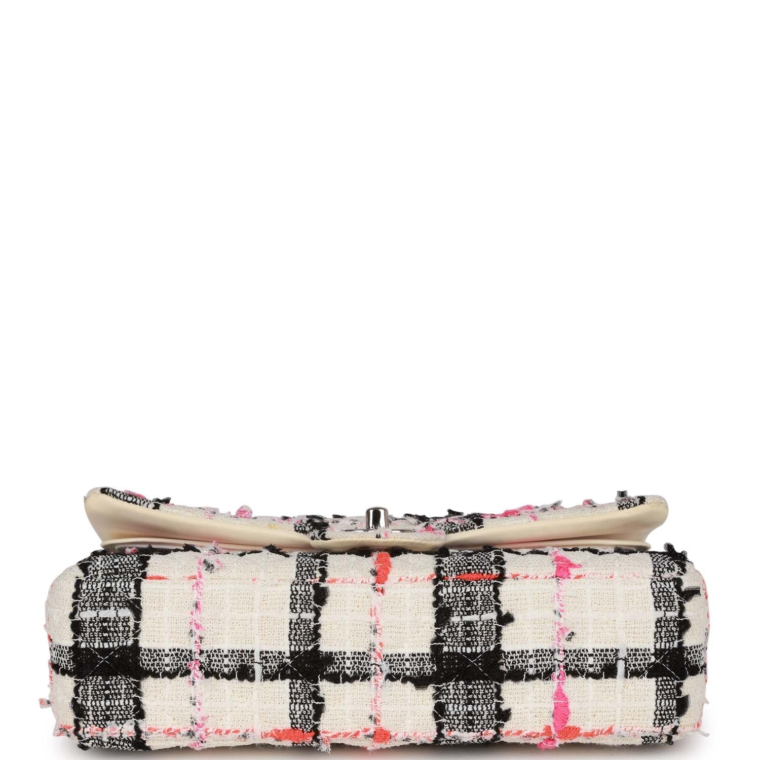 Pre-owned Chanel Medium Classic Double Flap Bag White, Black, and Pink Tweed SiLouis Vuittoner Hardware