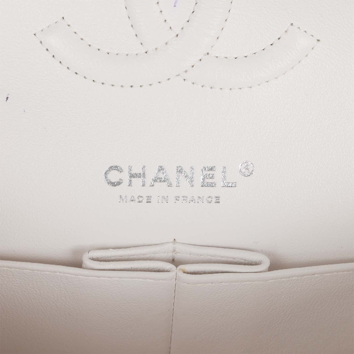 Pre-owned Chanel Medium Classic Double Flap Bag White, Black, and Pink Tweed SiLouis Vuittoner Hardware