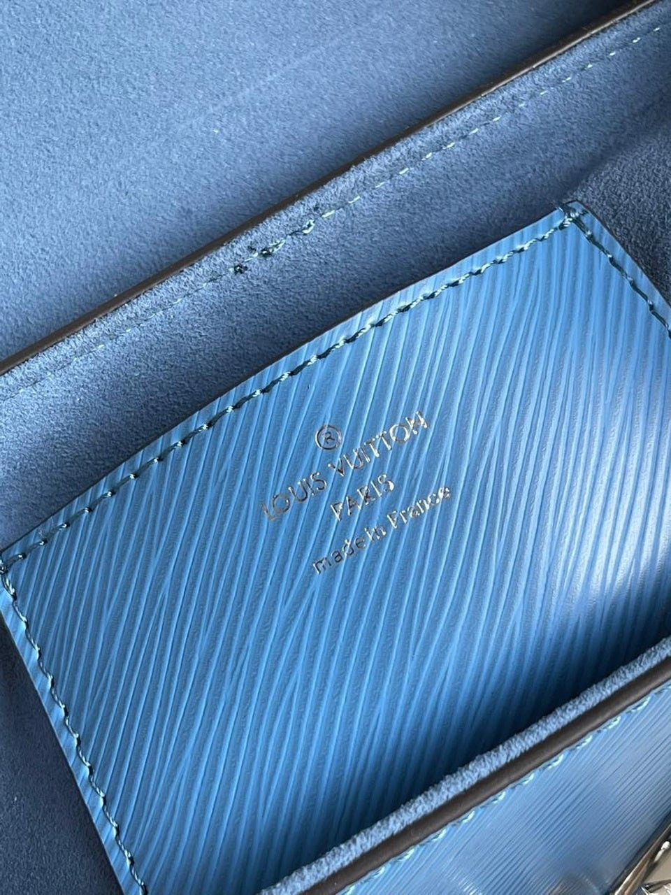 Louis Vuitton Twist MM Monogram Blossoms Blue For Women, Women Handbags, Shoulder And Crossbody Bags 9.1in/23cm Louis Vuitton M57505