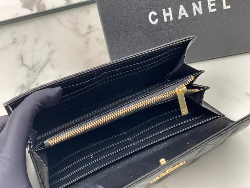 Chanel CHL 19 QUILTED BLACK LEATHER WALLET