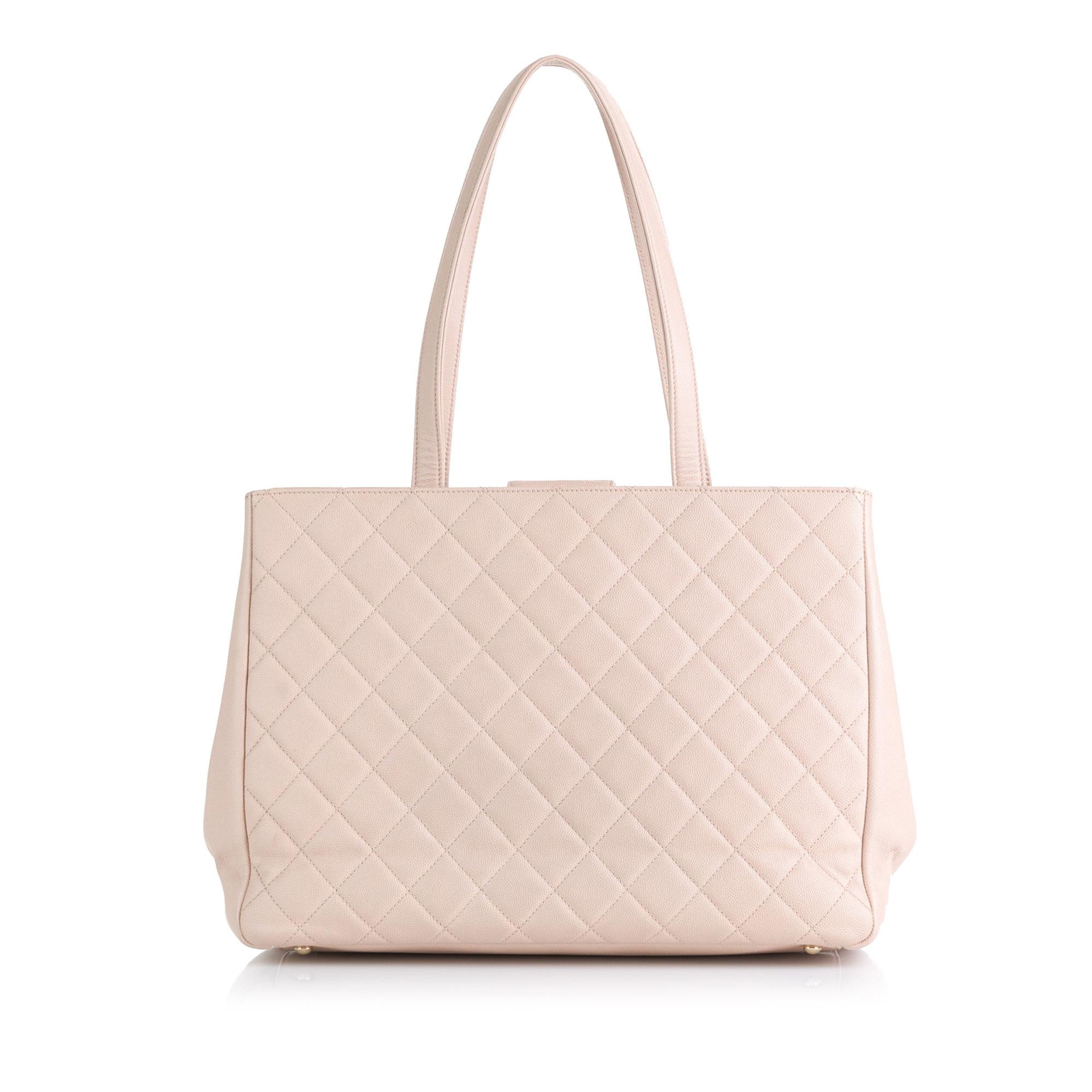 Chanel Business Affinity Shopping Tote (SHG-AZNTM5)