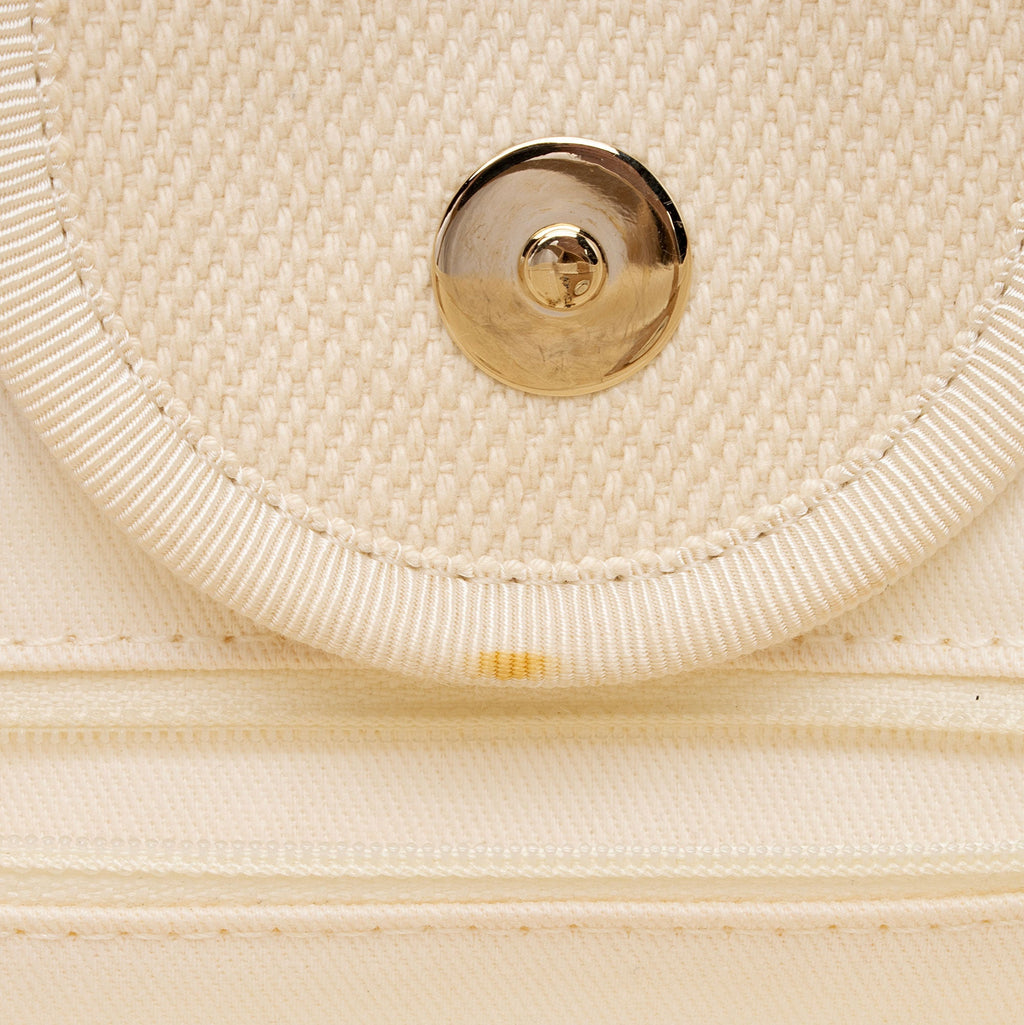 Chanel Canvas Pearl Deauville Medium Tote (SHF-Hmgrlc)