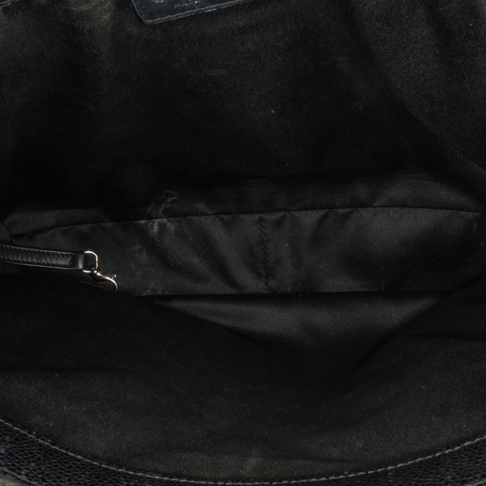 Chanel Caviar Grand Shopping Tote (SHG-1HyuWU)