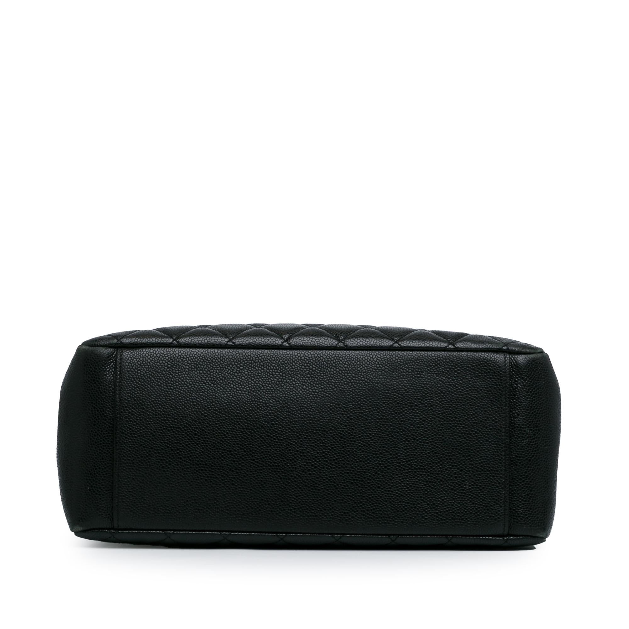 Chanel Caviar Grand Shopping Tote (SHG-WmeyV6)