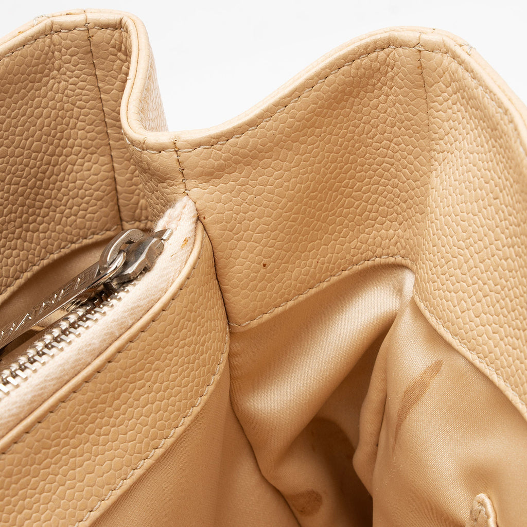 Chanel Caviar Leather Grand Shopping Tote (SHF-x73usl)
