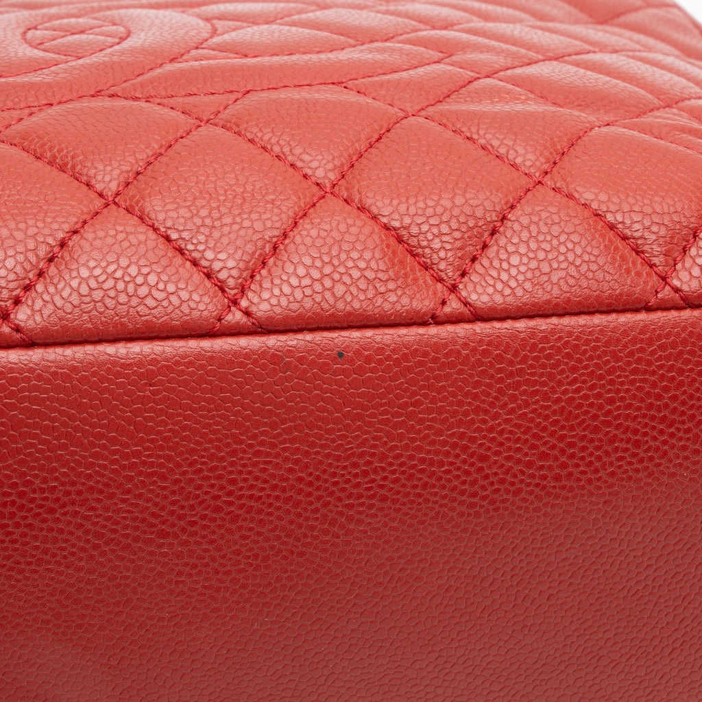 Chanel Caviar Leather Grand Shopping Tote