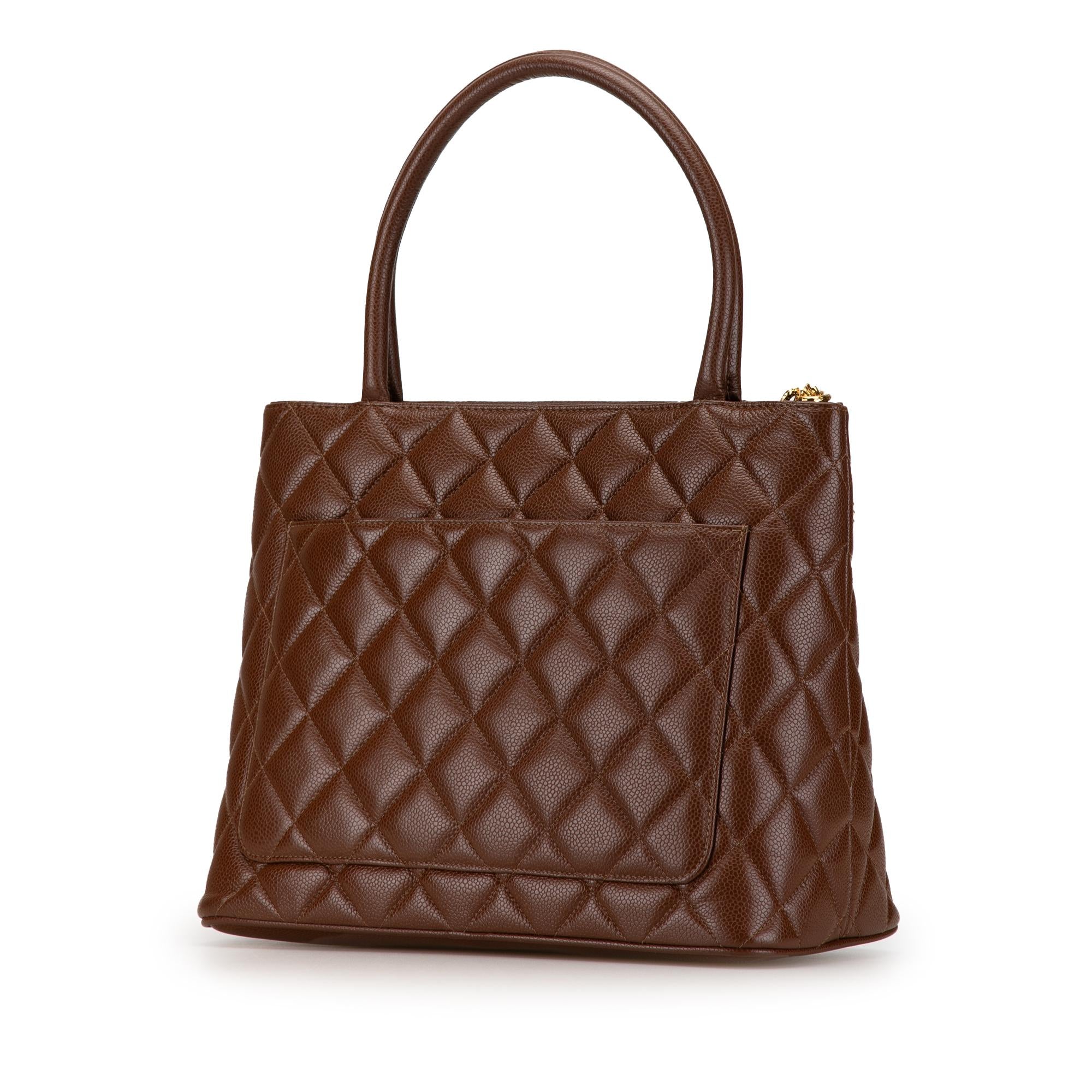 Chanel Caviar Medallion Tote (SHG-bgKn2b)
