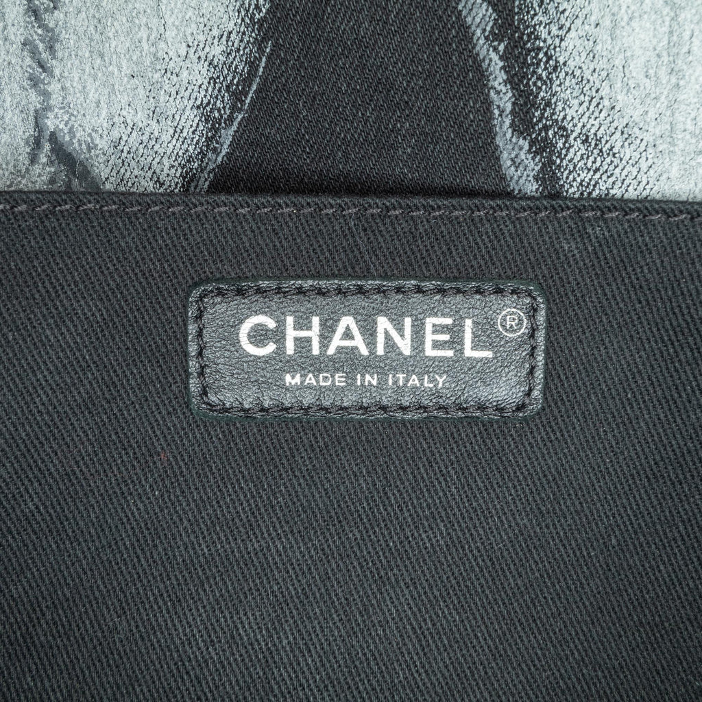 Chanel Large Camellia Printed Canvas Shopper Tote (SHG-HCaliE)