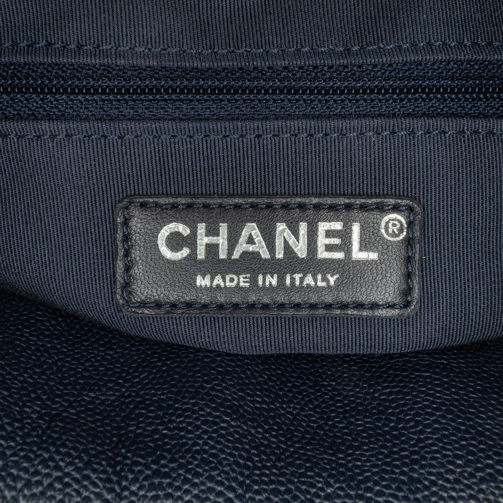 Chanel Large Quilted Caviar Urban Companion Tote (SHG-ACS)