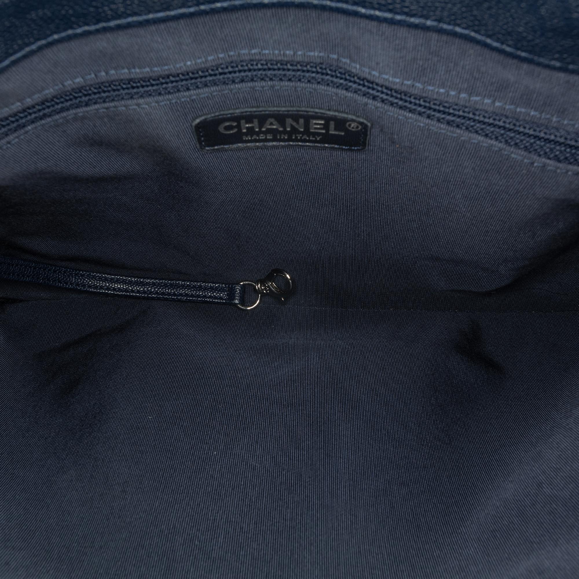 Chanel Large Quilted Caviar Urban Companion Tote (SHG-ACS)