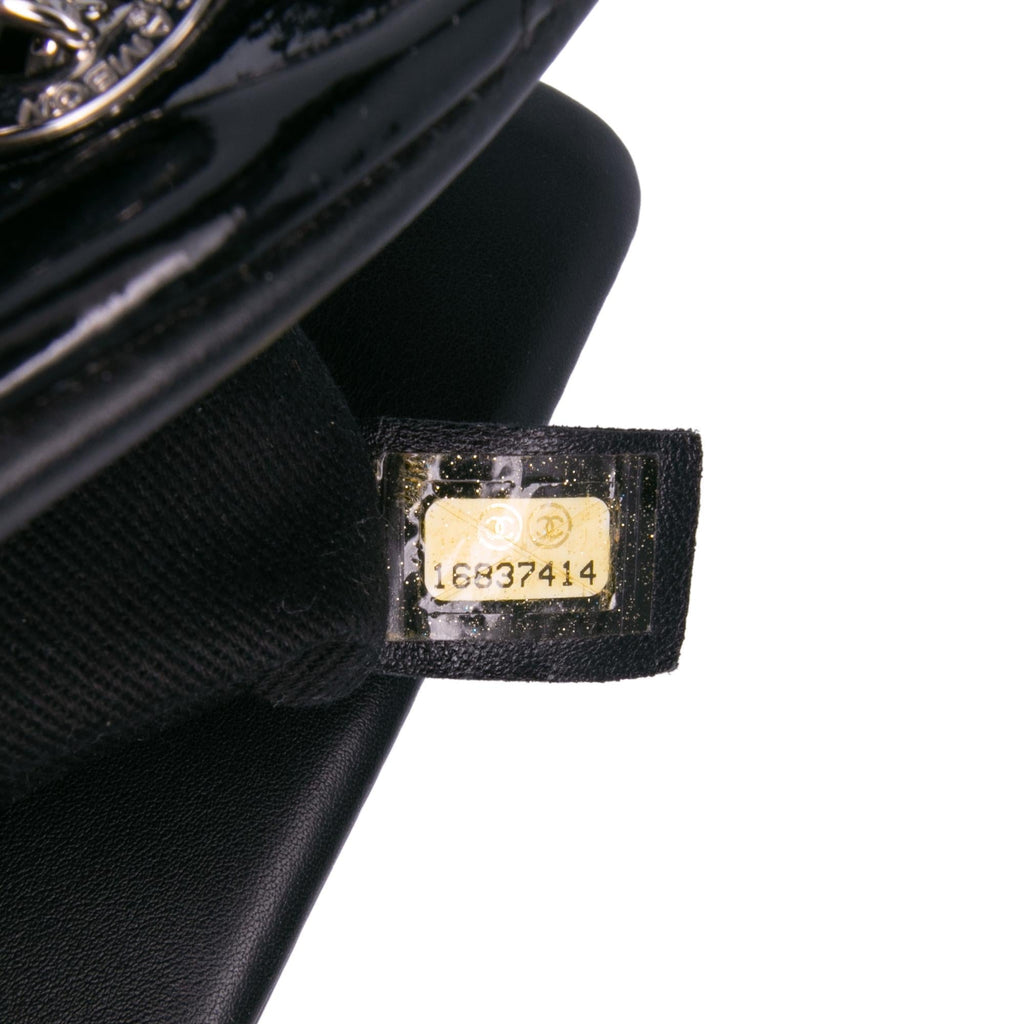 Chanel Medium CC 1:1 Rep Soft Shopper Tote