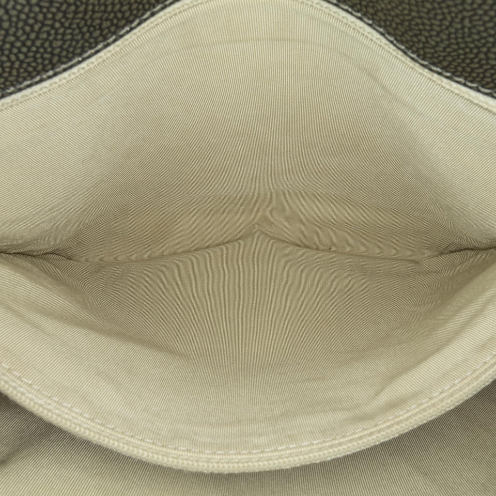 Chanel Metallic Caviar Grand Shopping Tote (SHG-ZLtc4Q)