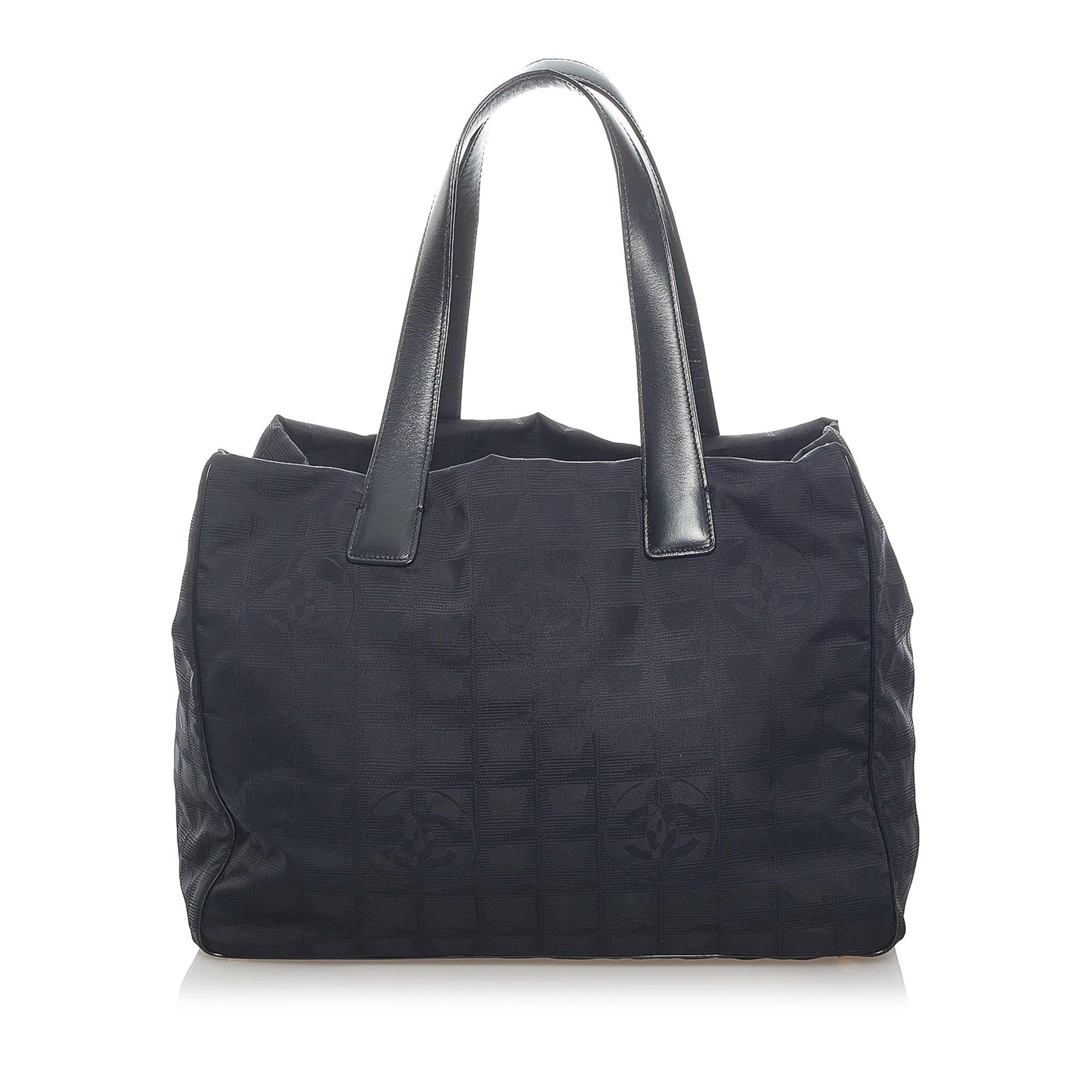 Chanel New Travel Line Nylon Tote Bag (SHG-33505)