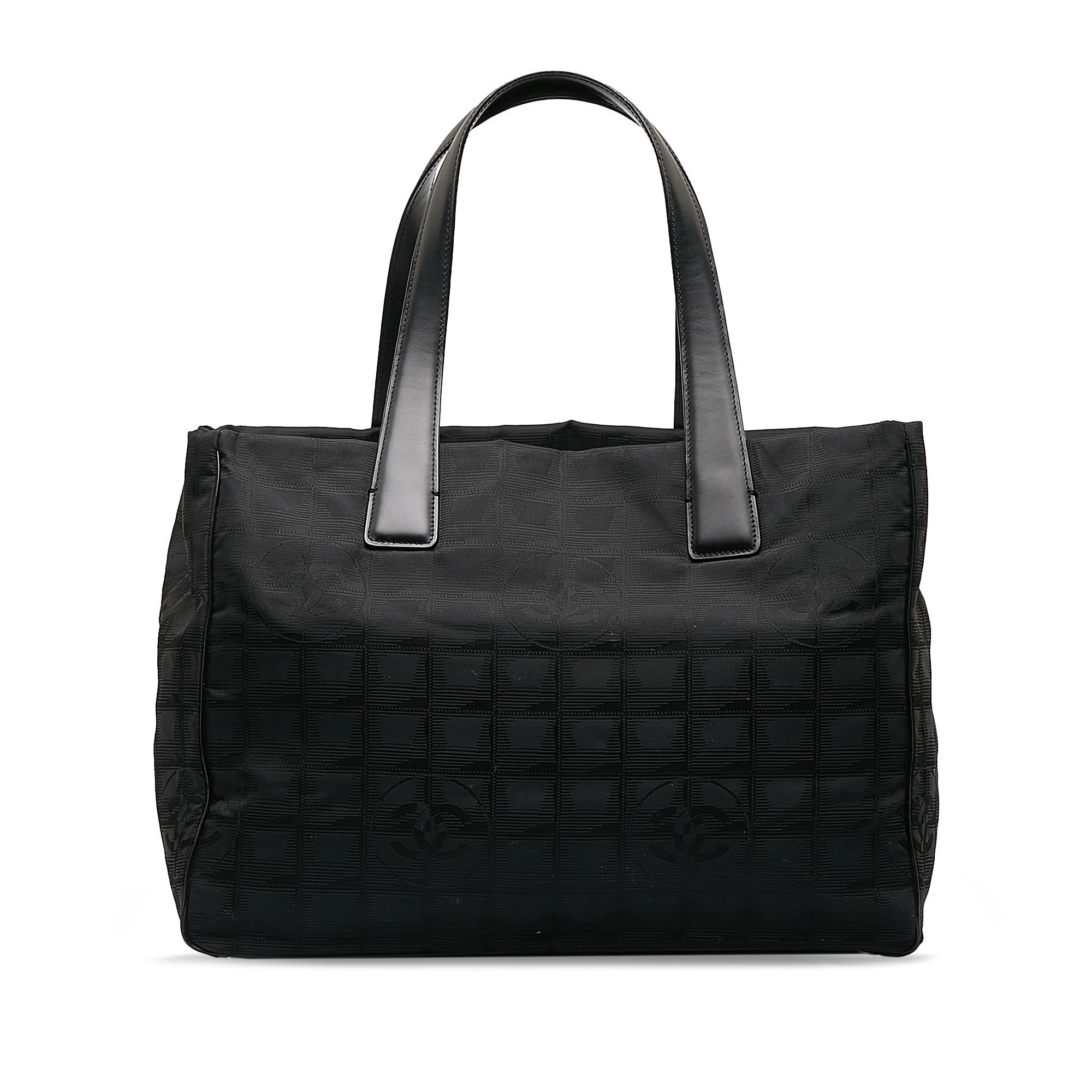 Chanel New Travel Line Tote (SHG-i4J9zq)