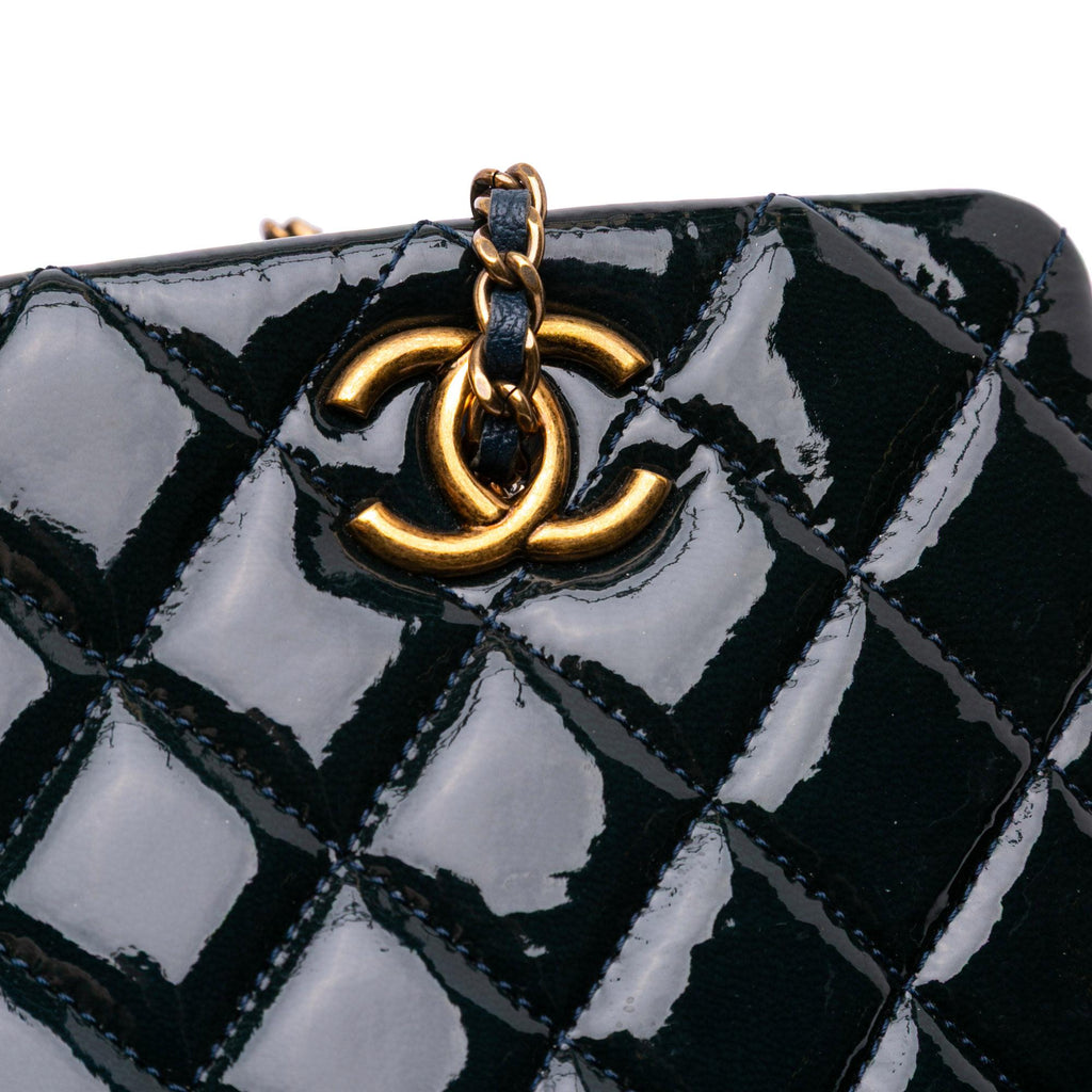 Chanel Paris Salzburg 1:1 Rep and Goatskin CC Eyelet Tote