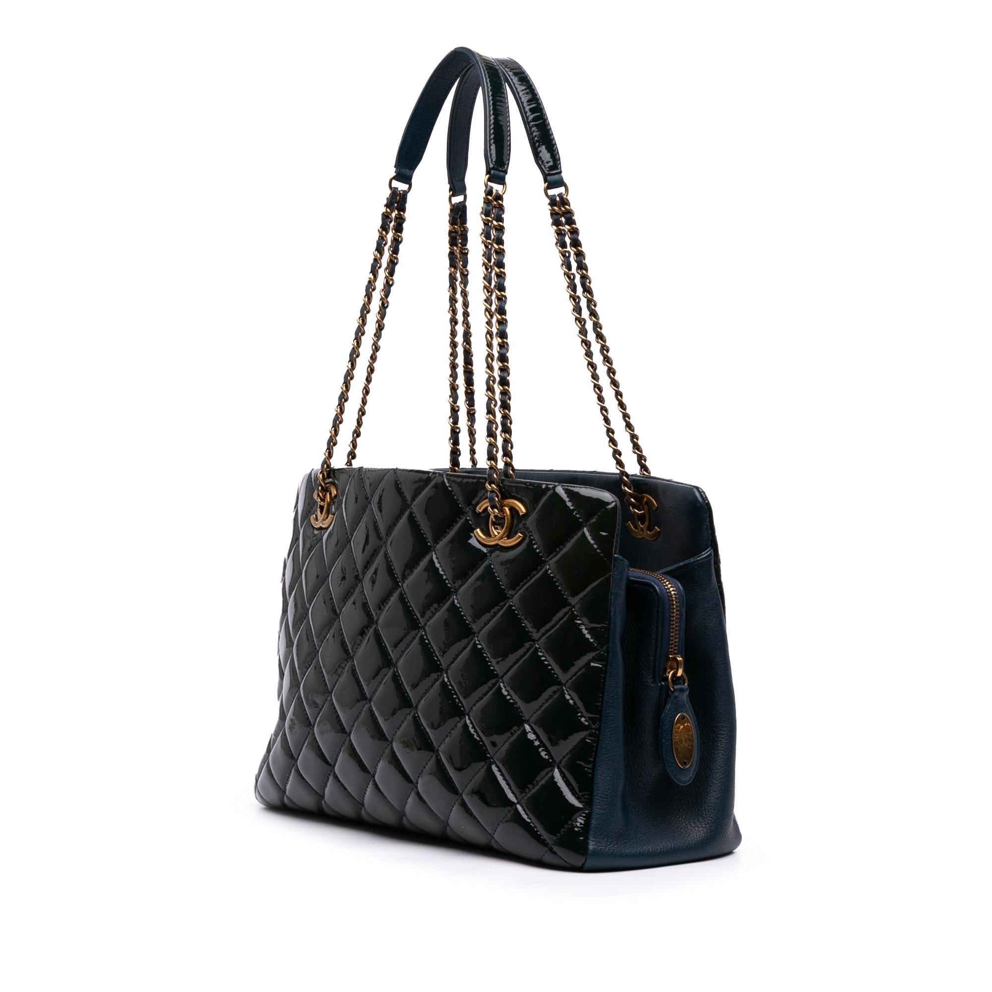 Chanel Paris Salzburg 1:1 Rep and Goatskin CC Eyelet Tote