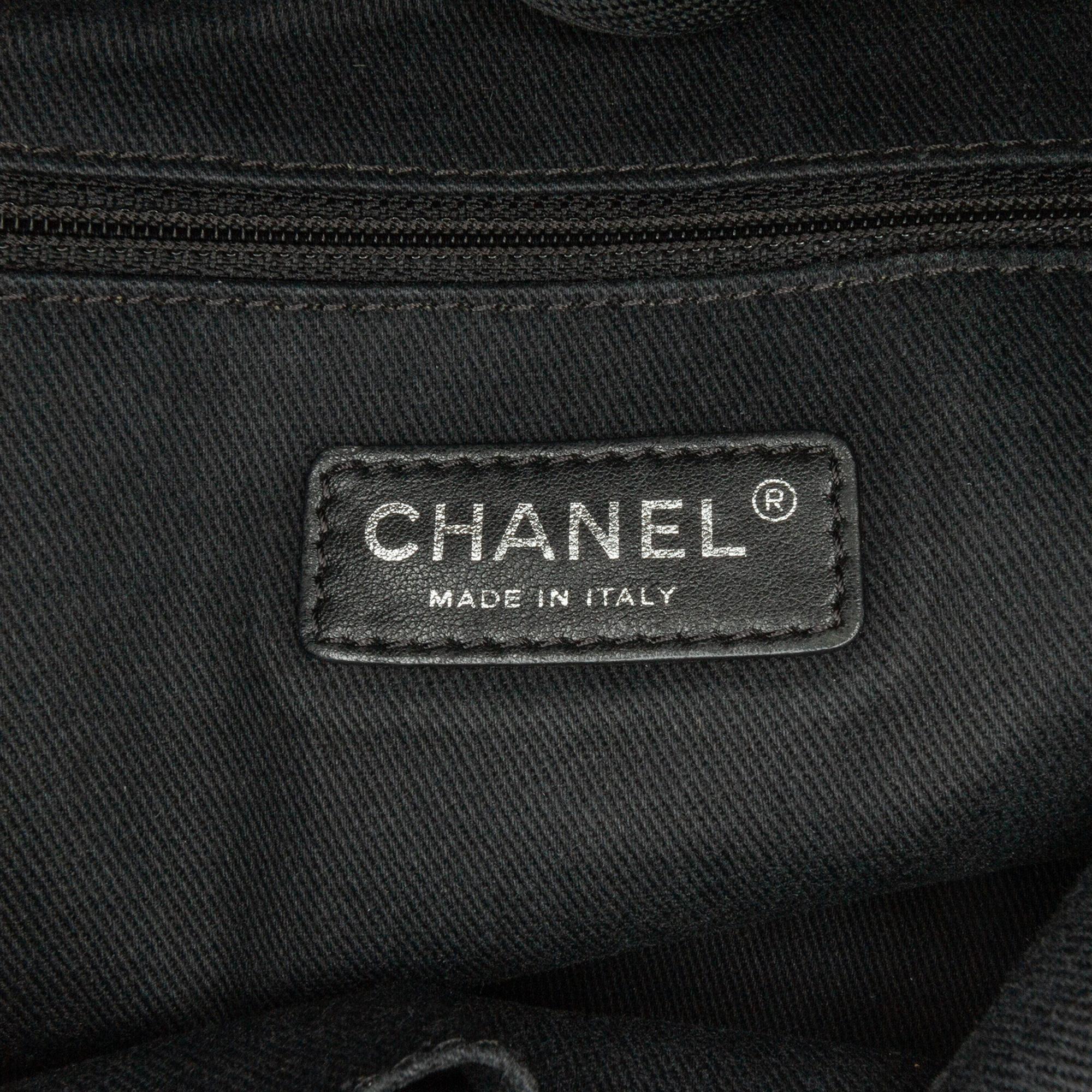 Chanel Small Canvas Deauville Tote (SHG-tFsBMz)
