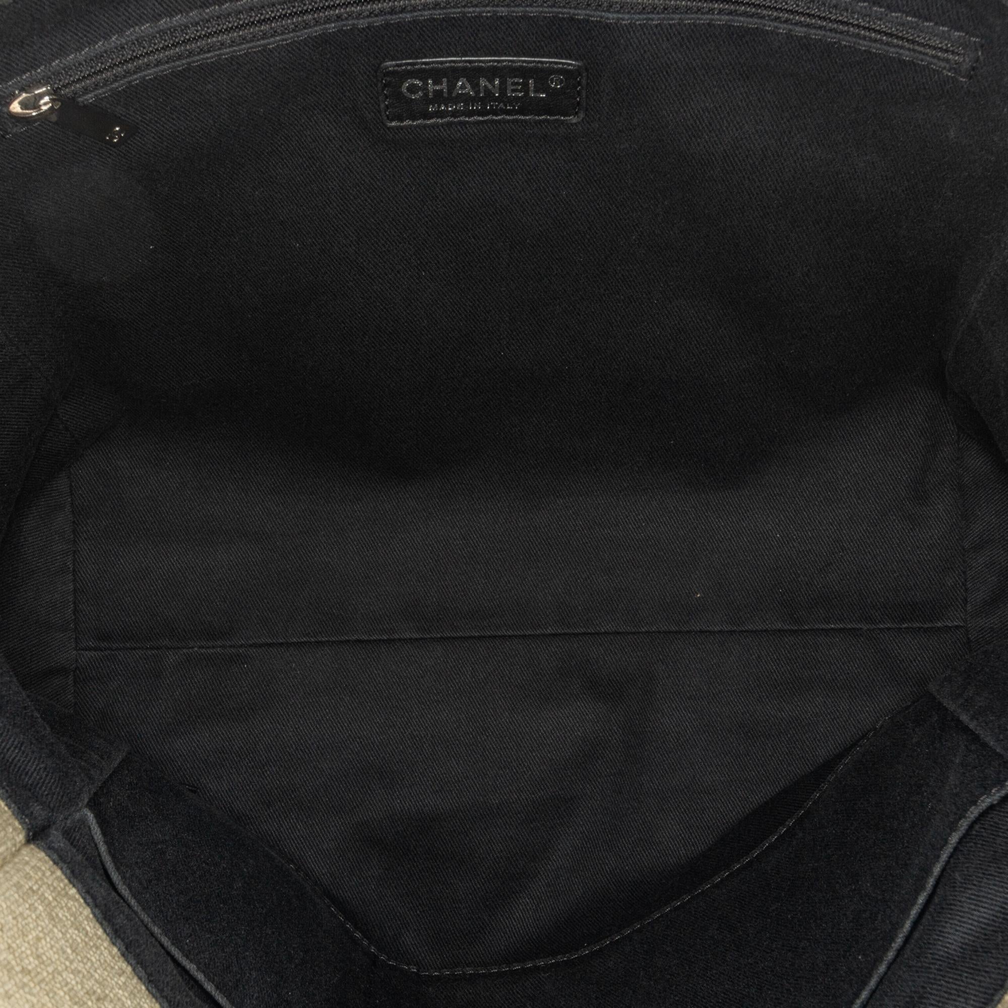 Chanel Small Canvas Deauville Tote (SHG-AeK0SJ)