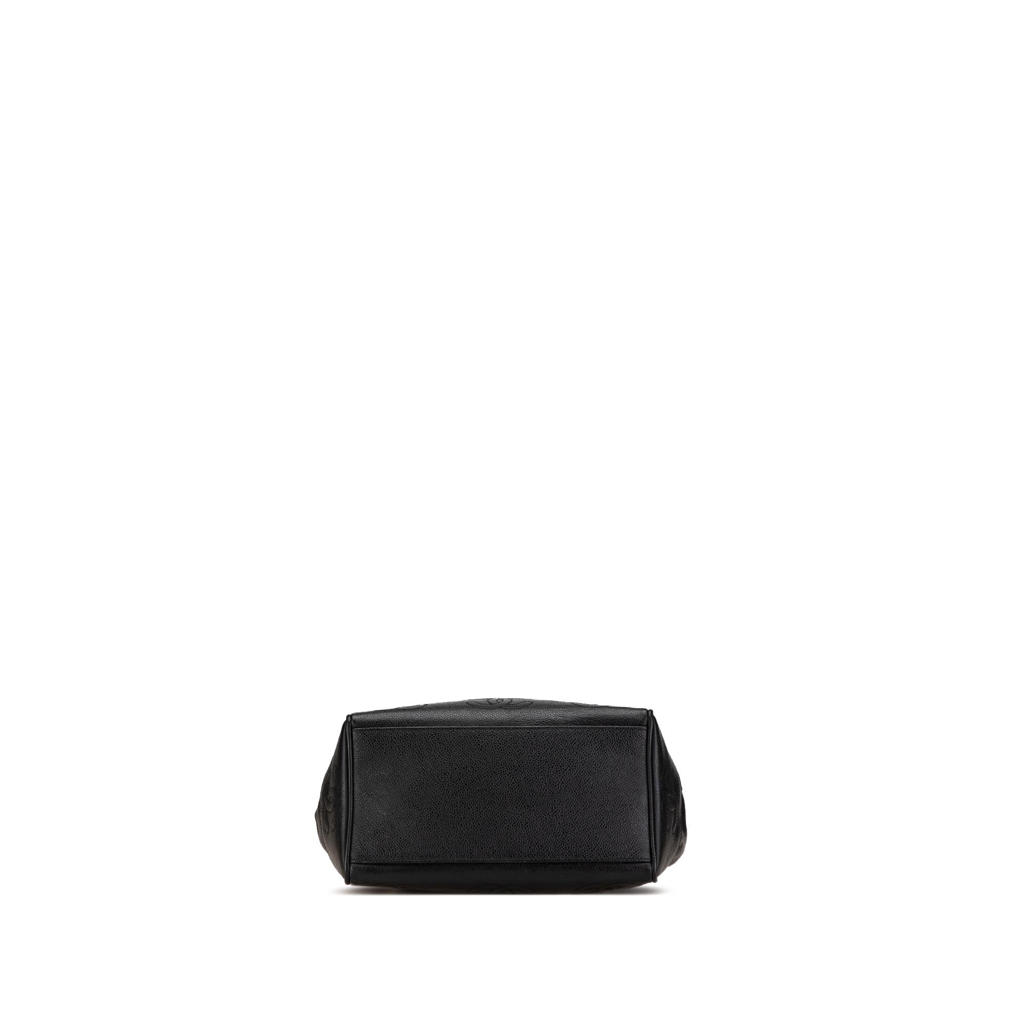 Chanel Triple CC Caviar Tote (SHG-raWzl2)