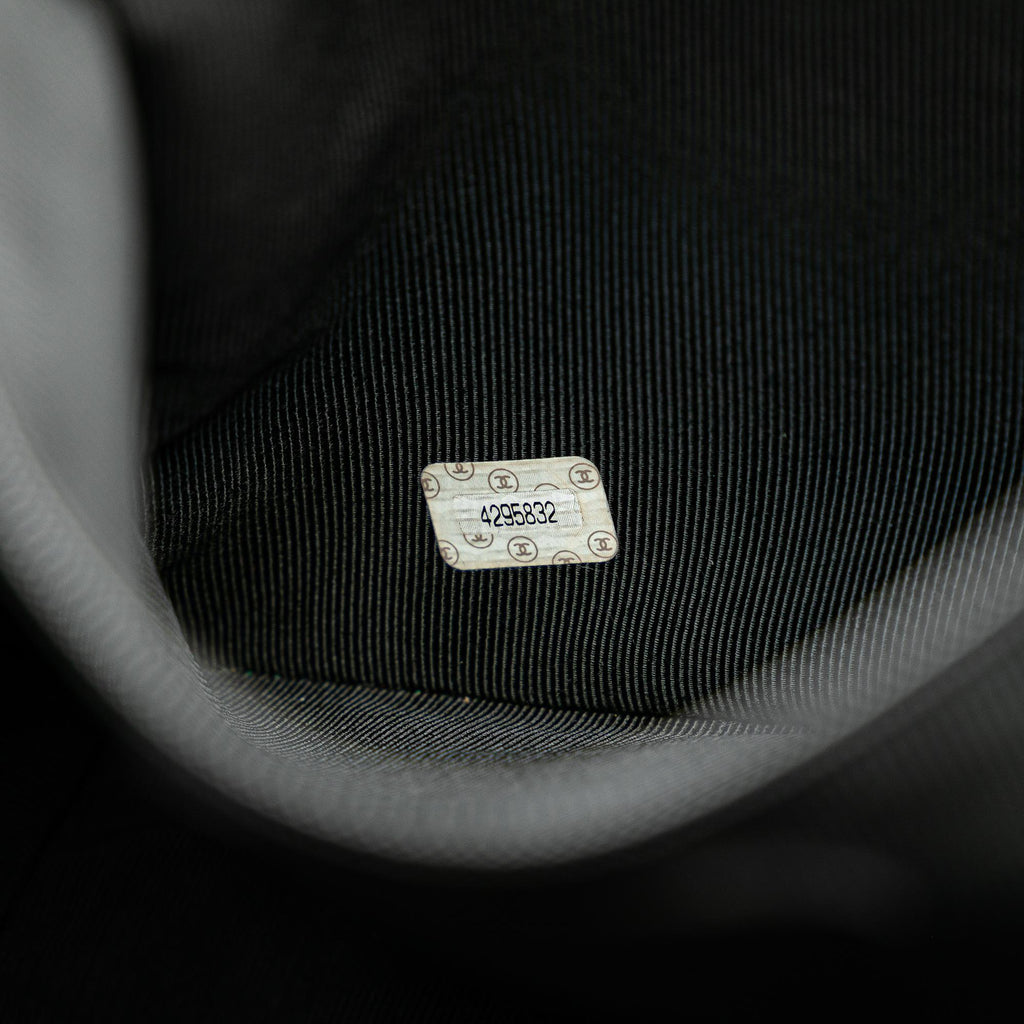 Chanel Triple CC Caviar Tote (SHG-raWzl2)