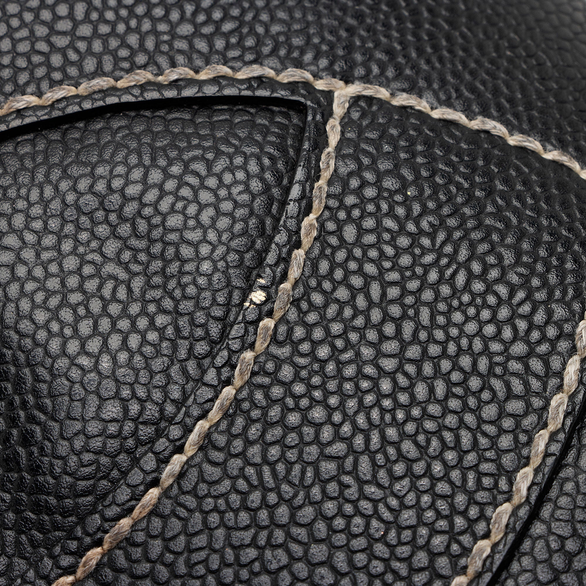 Chanel Vintage Caviar Leather Stitched CC Small Tote (SHF-nw4J2s)