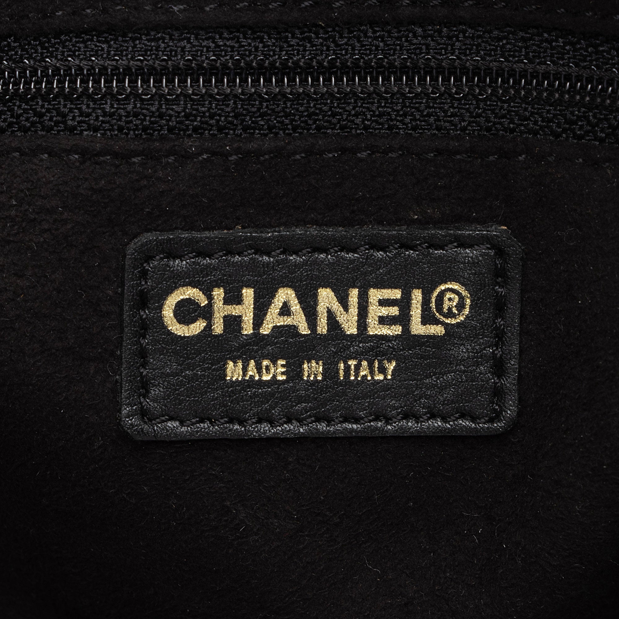 Chanel Vintage Jersey Chocolate Bar CC Shopping Tote (SHF-dQ6X2S)