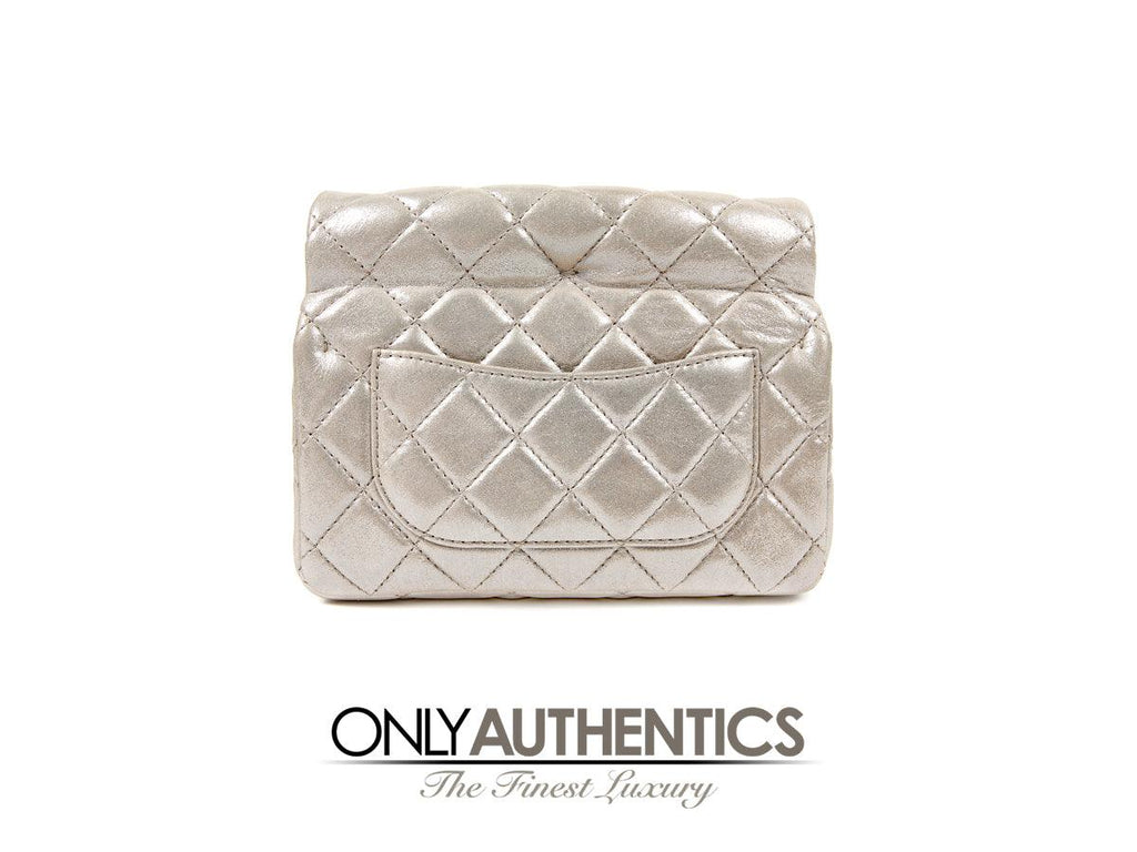 Chanel SiLouis Vuittoner Gold Leather Roll Handle Reissue Clutch