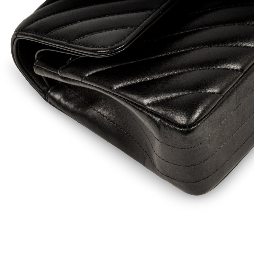 Classic Flap Bag - Medium - Chevron