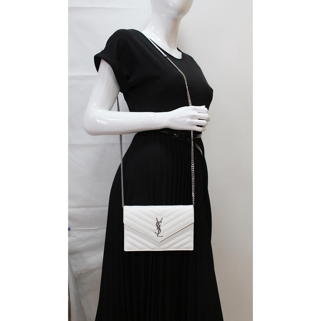 YVES SAINT LAURENT Monogram Grain De Poudre Chain Wallet White