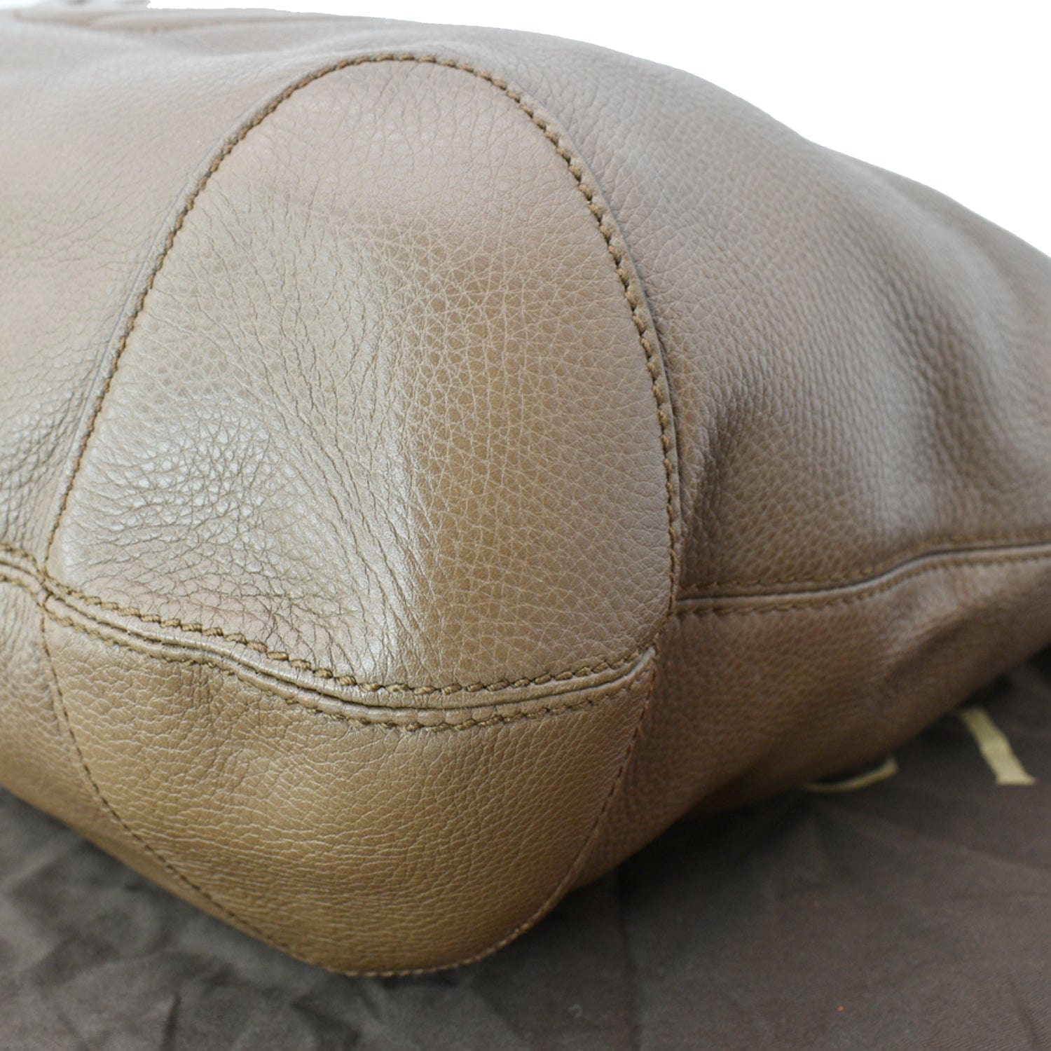 GUCCI Soho Pebbled  Leather Chain Shoulder Bag Maple Brown 308981