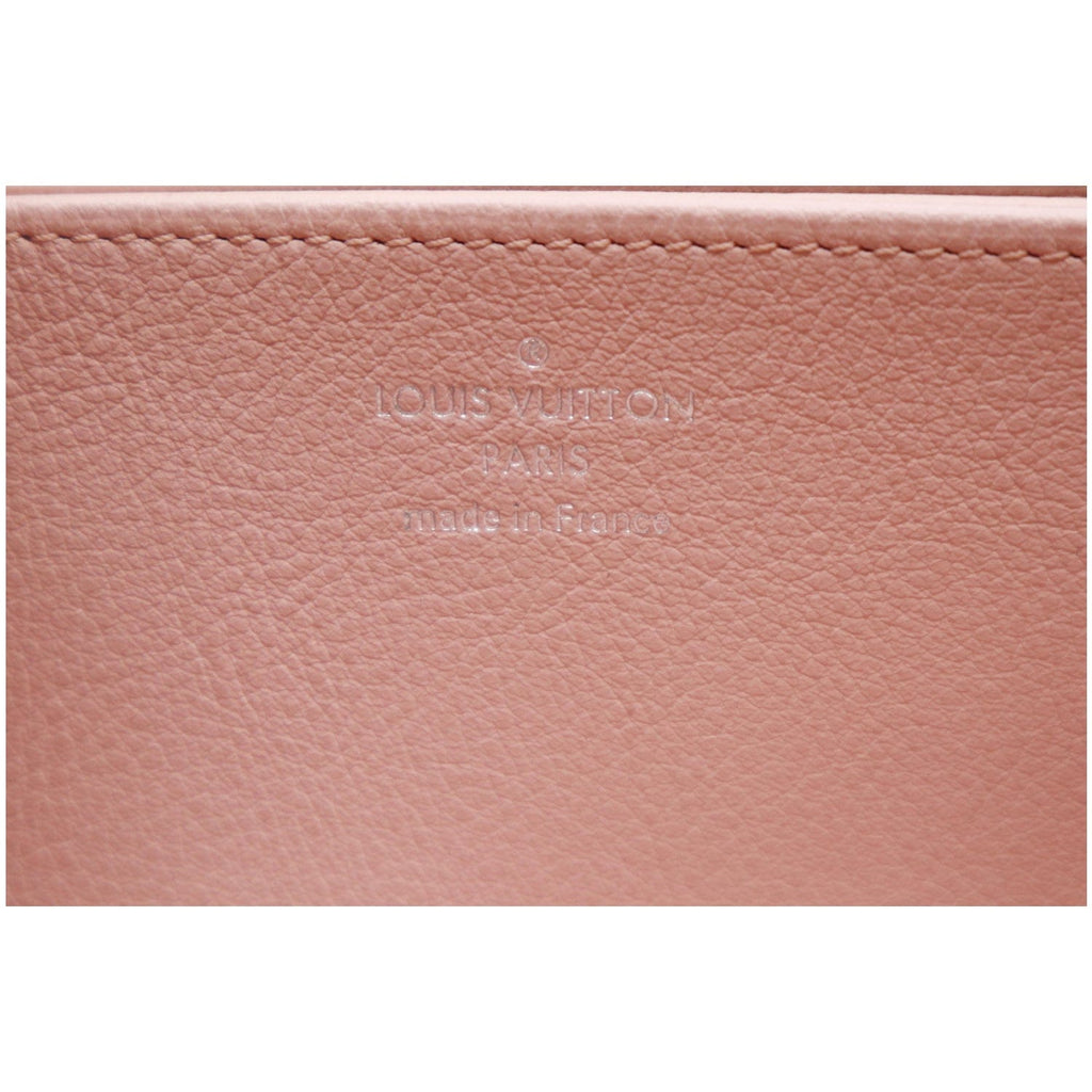 LOUIS VUITTON Mahina Leather Zippy Wallet Magnolia - 20% OFF