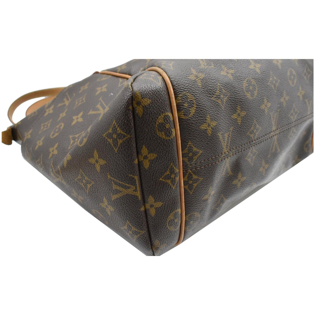 LOUIS VUITTON Totally MM Monogram Canvas Shoulder Bag Brown
