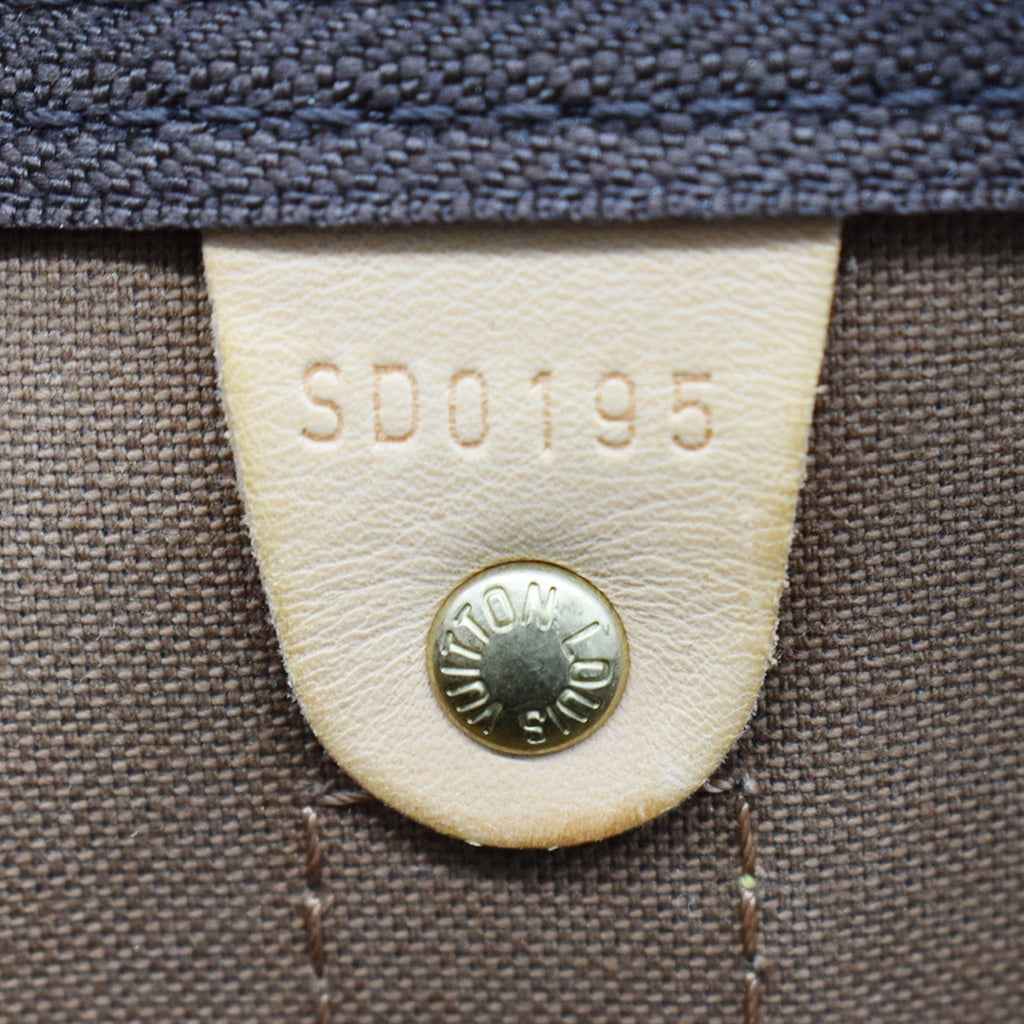 LOUIS VUITTON Keepall Bandouliere 55 Monogram Canvas Travel Bag Brown