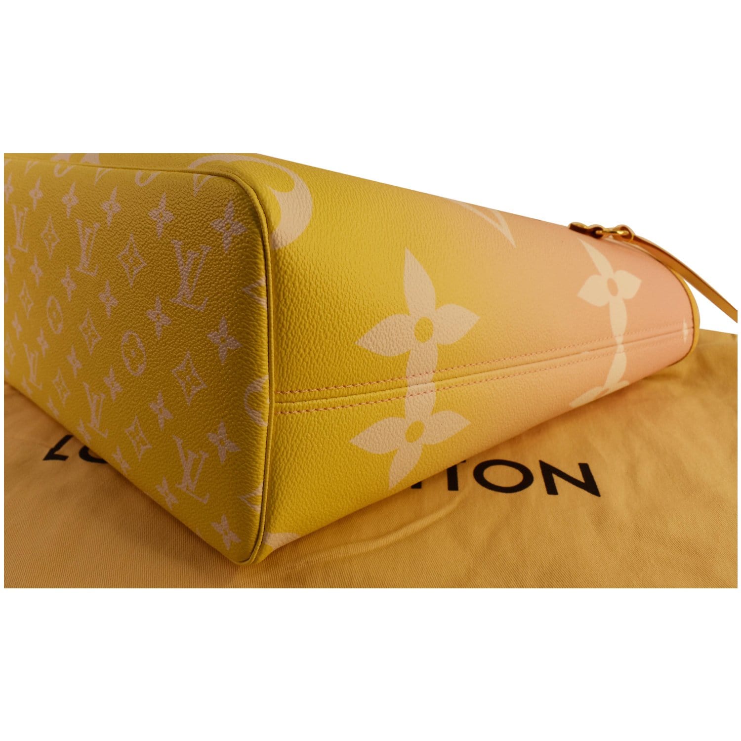 LOUIS VUITTON Neverfull MM Pool Monogram Giant Tote Shoulder Bag Light Pink - Hot Deals