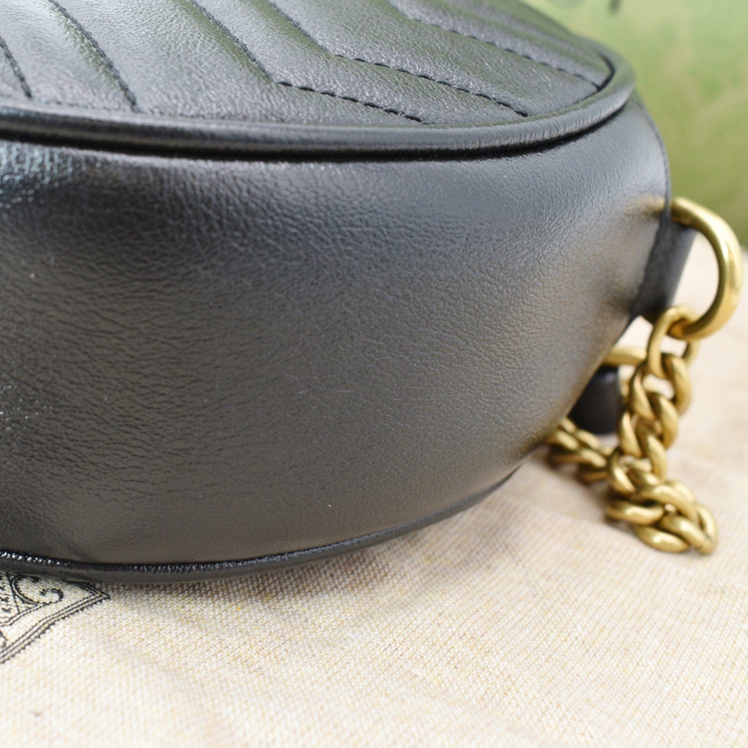GUCCI Gucci Marmont Mini Round Leather Crossbody Bag Black 550154