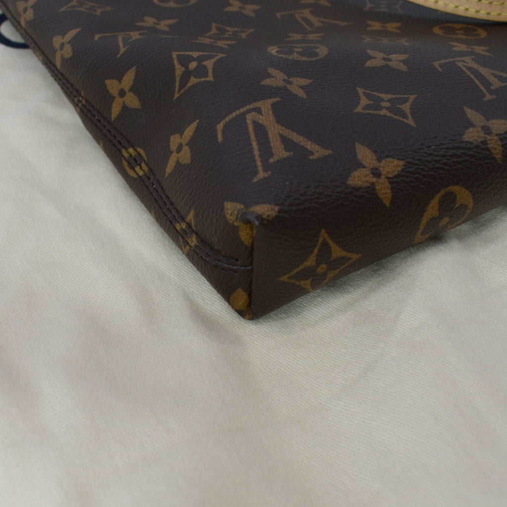 LOUIS VUITTON Carry it Monogram Canvas Shoulder Bag Brown