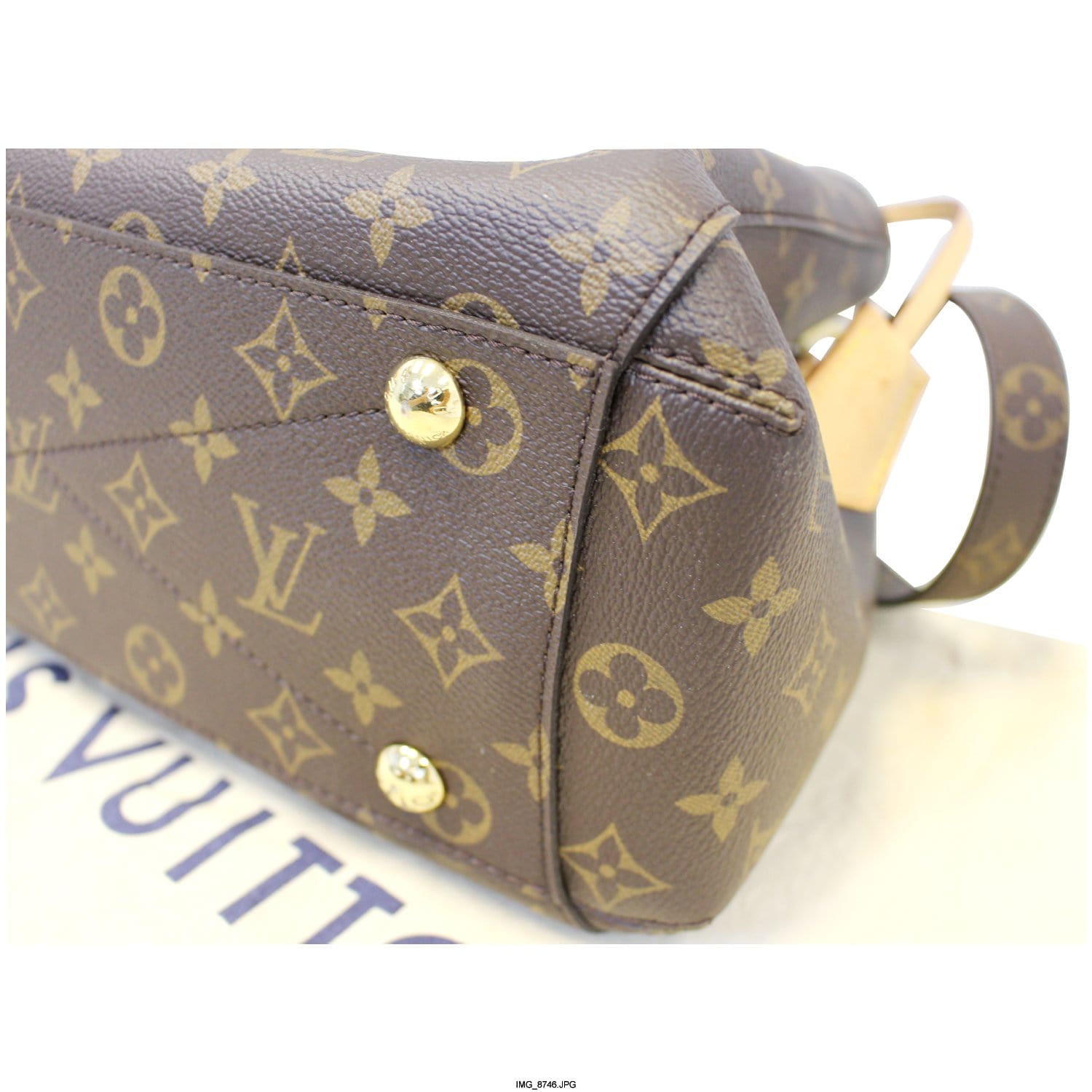 LOUIS VUITTON Montaigne MM Monogram Canvas Shoulder Bag