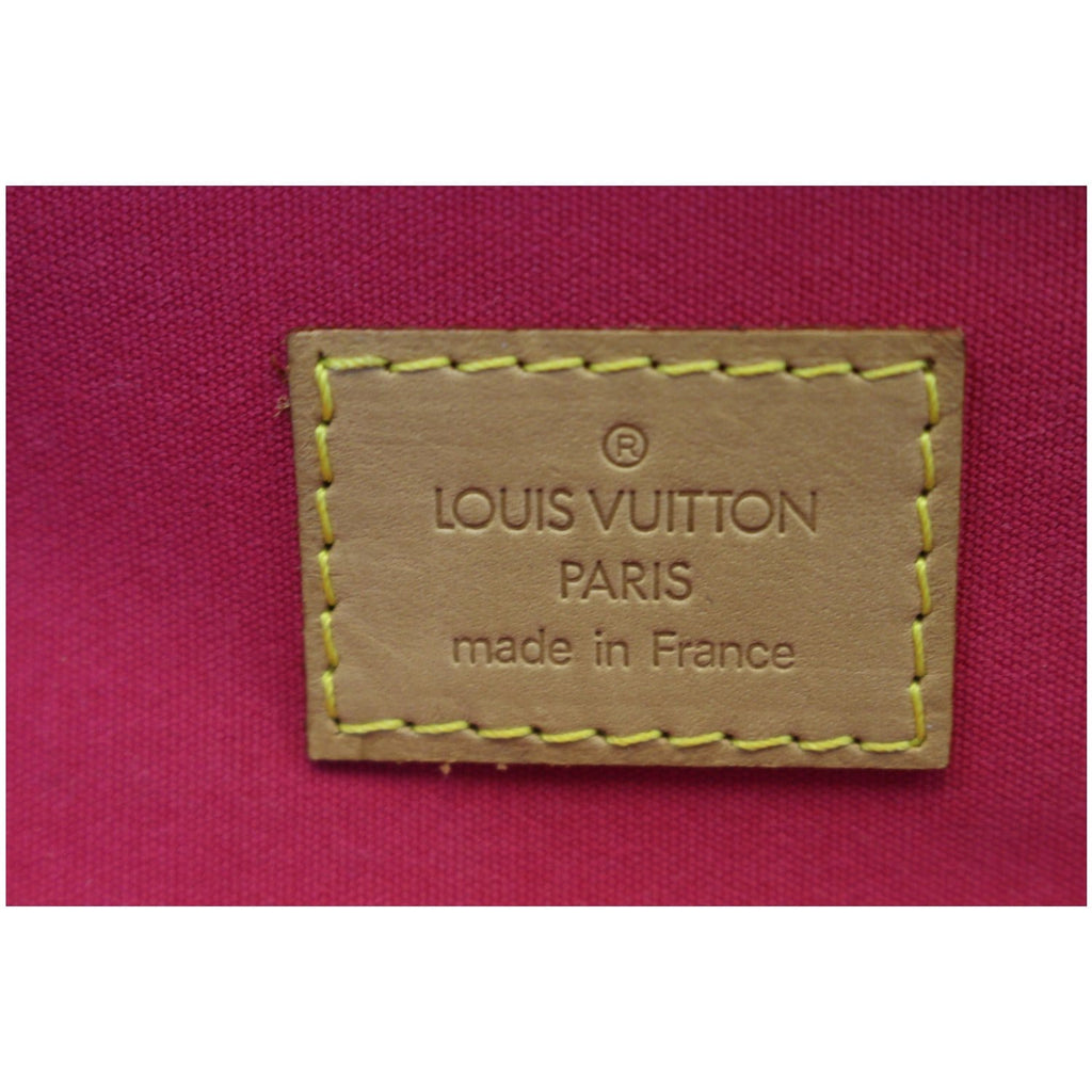 LOUIS VUITTON Sullivan Horizontal PM Monogram Vernis Cosmetic Handbag