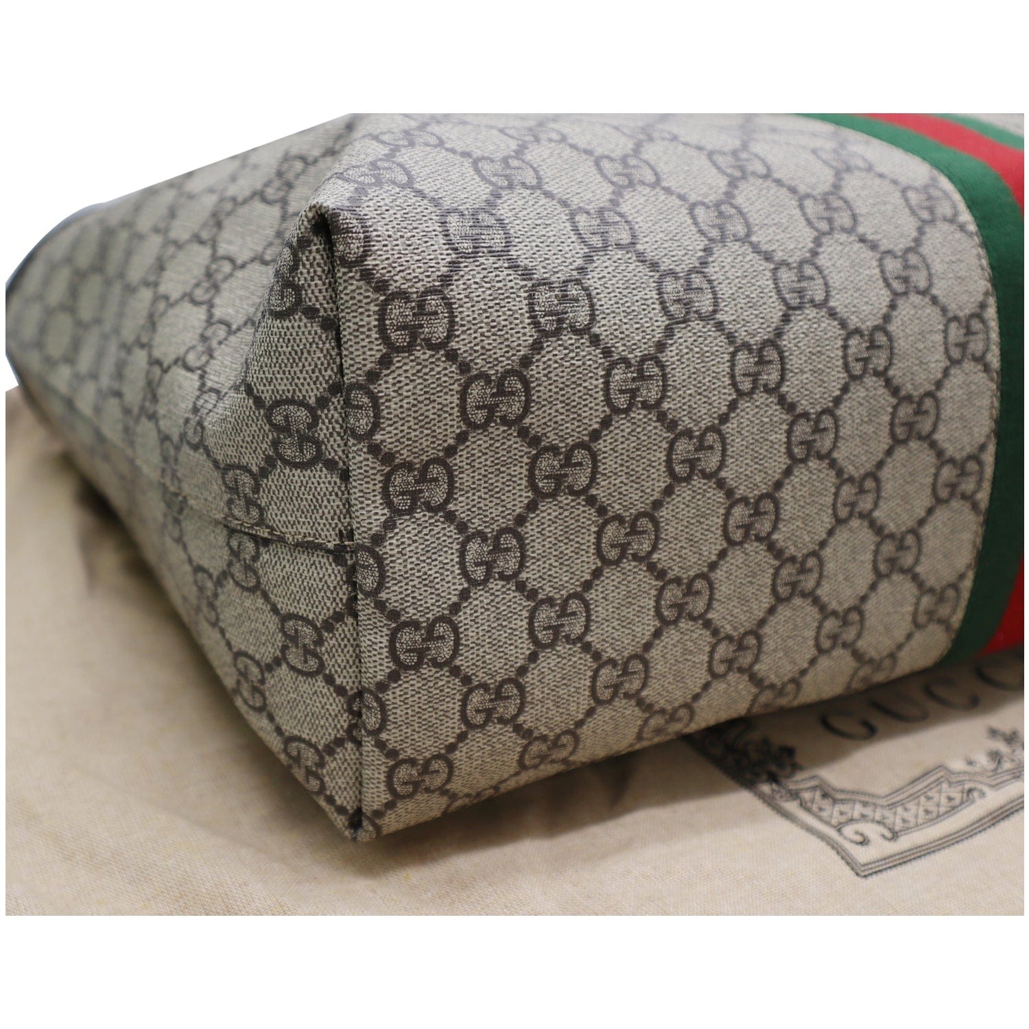 GUCCI Ophidia Medium Gucci Supreme Canvas Tote Bag Beige 631685