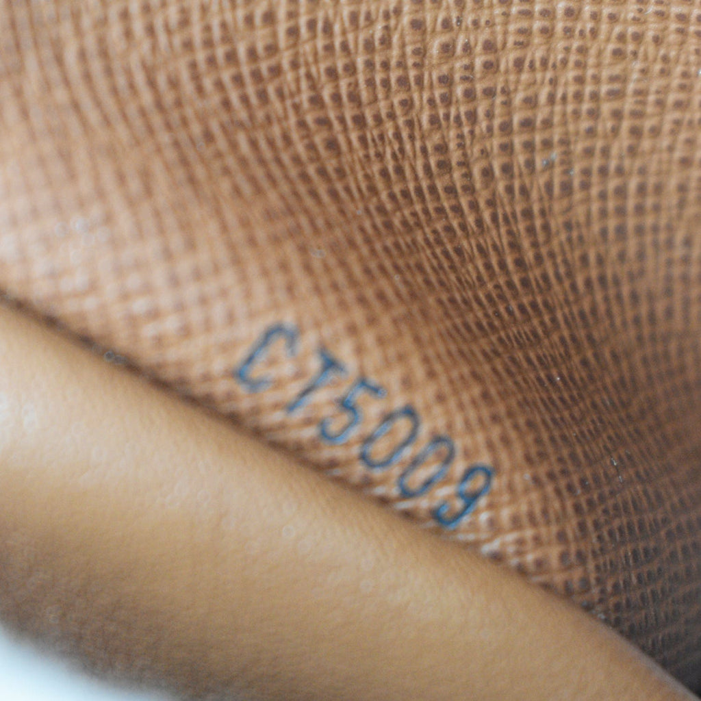 LOUIS VUITTON Monogram Canvas 6 Key Holder Brown